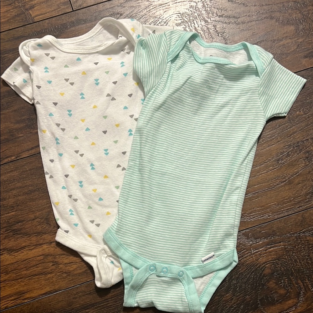 Baby Bodysuit Set - Mint Green and White